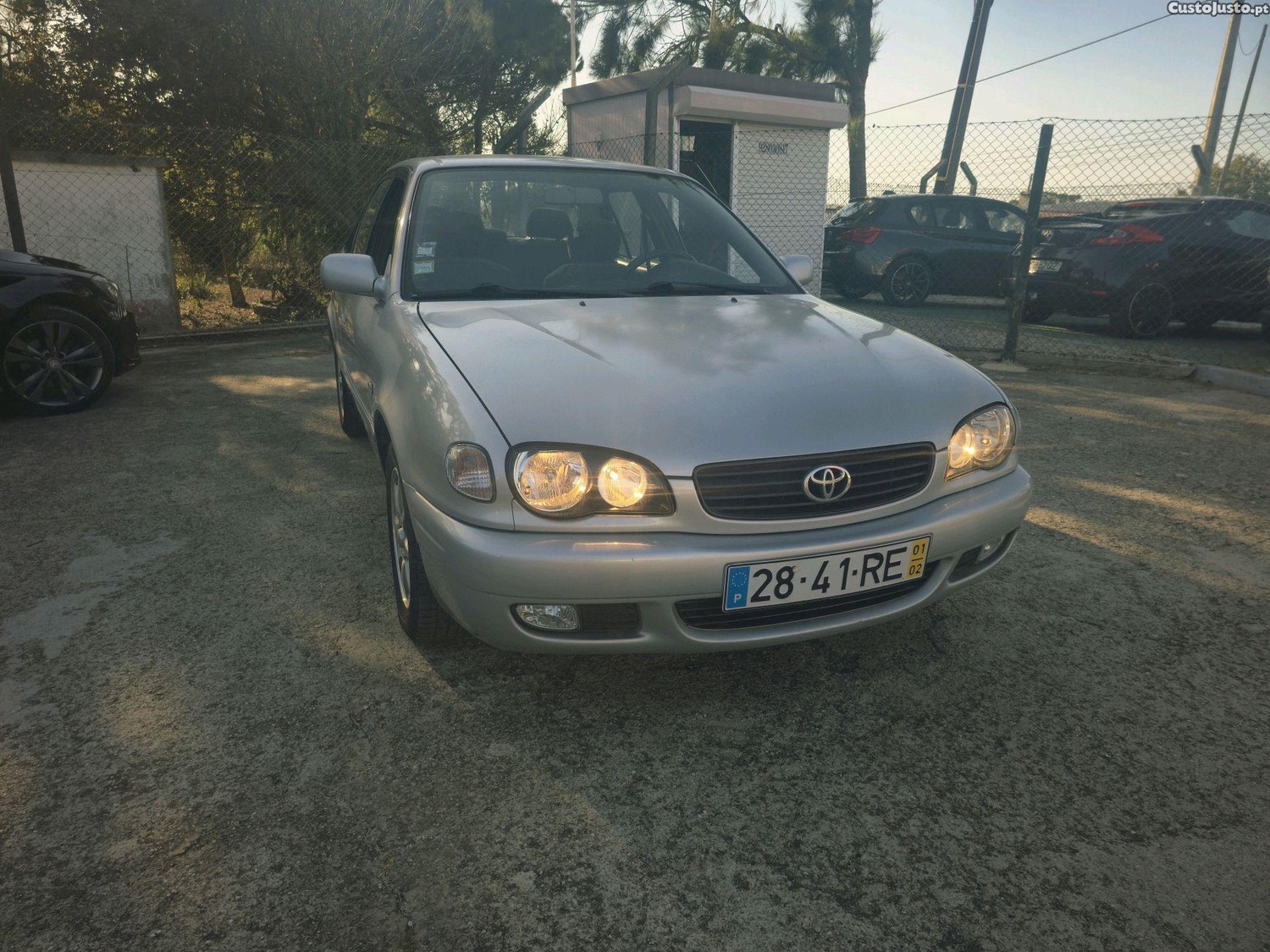 Toyota Corolla salon sol - 01 foto 3