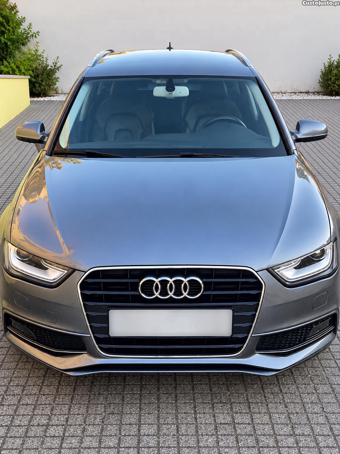 Audi A4 Avant - 15 foto 2