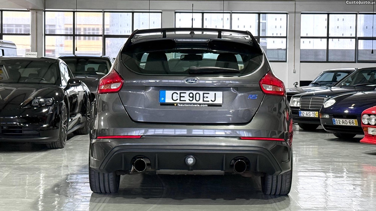 Ford Focus 2.3 RS - 16 — photo 4