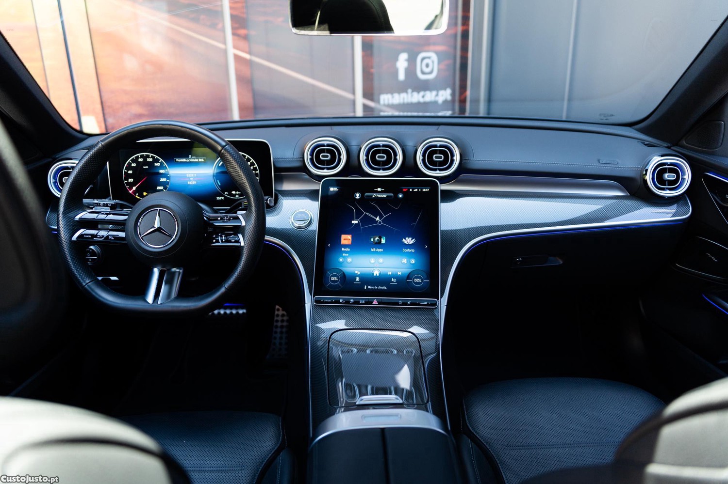 Mercedes-Benz C 300 e T 9G-TRONIC AMG Line — fotografia 17