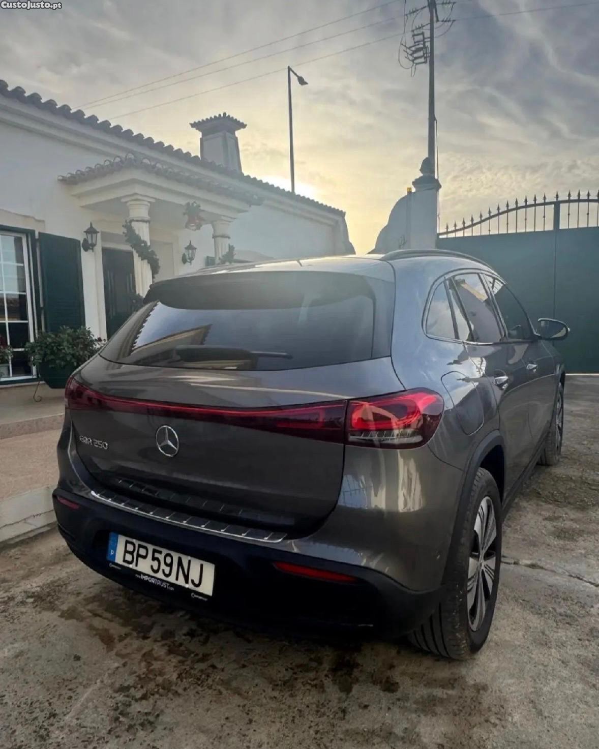 Mercedes-Benz EQA 250 250 - 23 foto 3