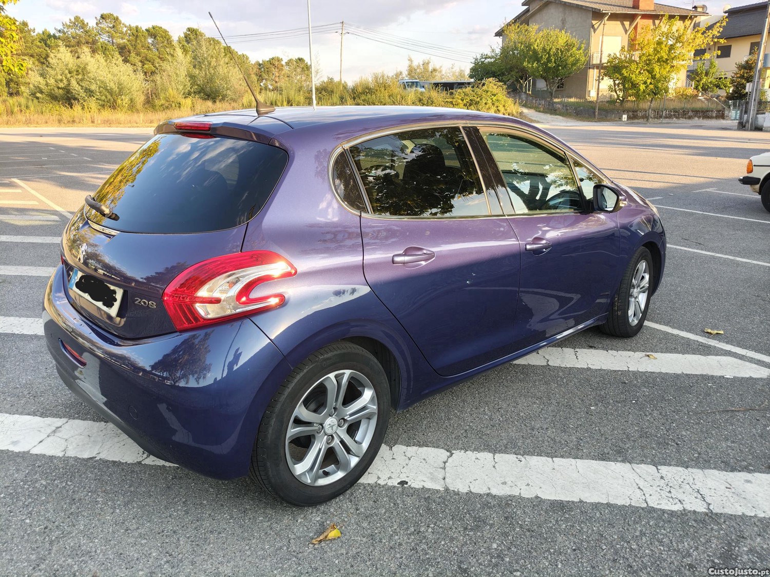 Peugeot 208 1.2 VTI ALLURE 82 CV — fotografia 4