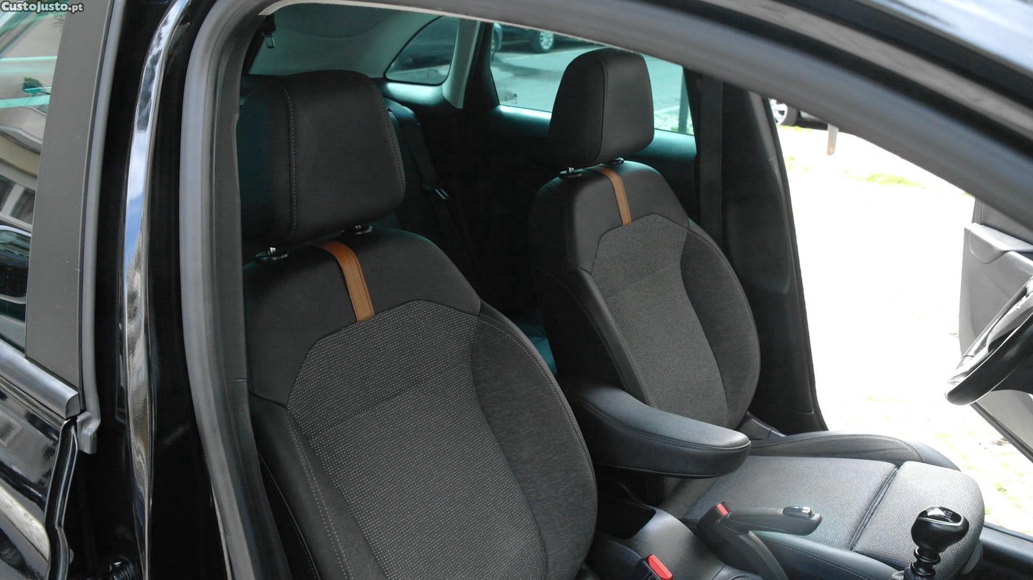 Opel Crossland 1.2 T Edition — fotografia 5