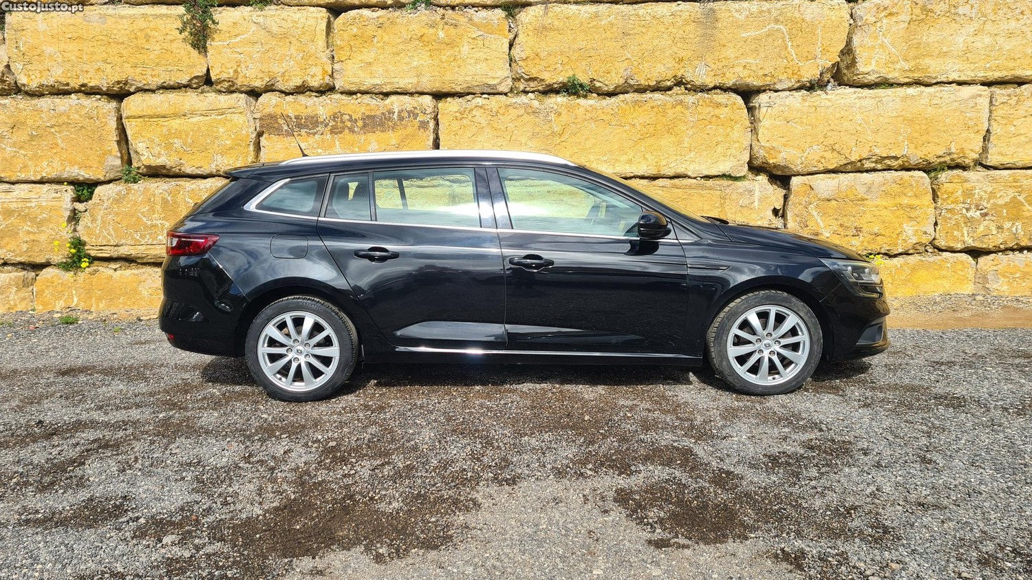 Renault Mégane Sport Tourer 1.5 dCi Zen ECO — photo 4