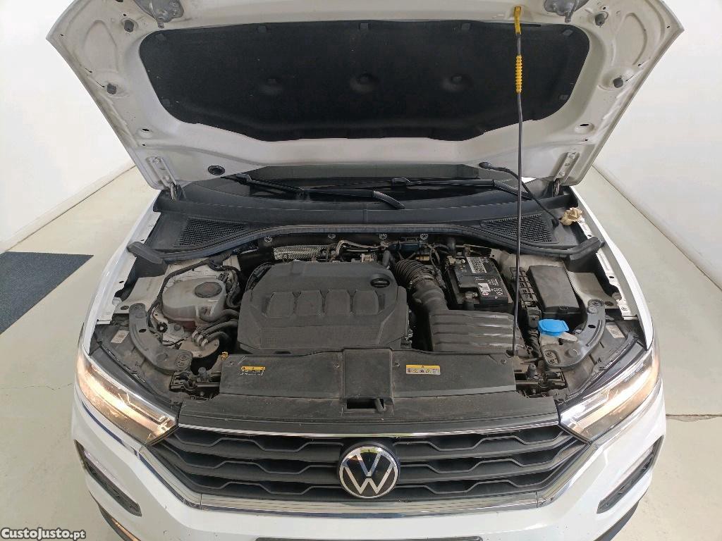 Volkswagen T-Roc 2.0 TDI Style 115cv — fotografia 25
