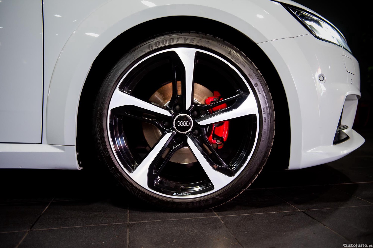 Audi TT Coupé Competition 2.0 TFSI S-line S tronic — fotografia 7