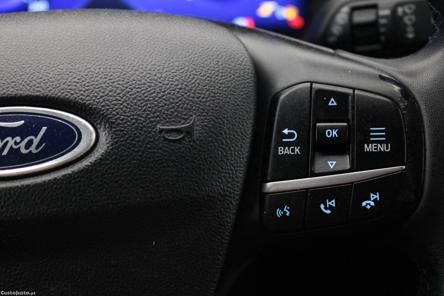 Ford Kuga 1.5 TDCI ECOBLUE TITANIUM — fotografia 26