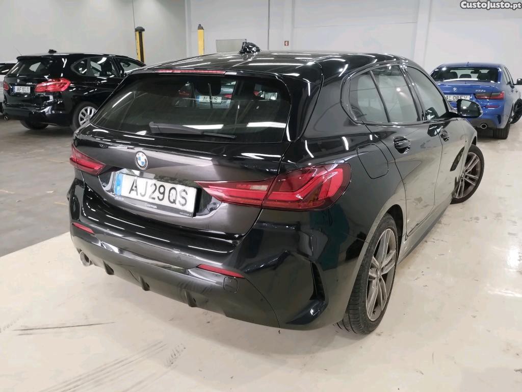 BMW 116 d Corporate Edition M — fotografia 26