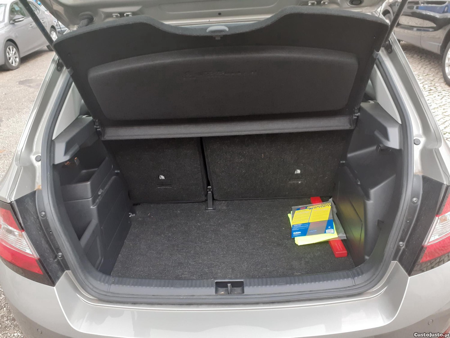 Skoda Fabia 1.0 MPI GPL | 650 km por 38eur | 117.000 km — fotografia 7