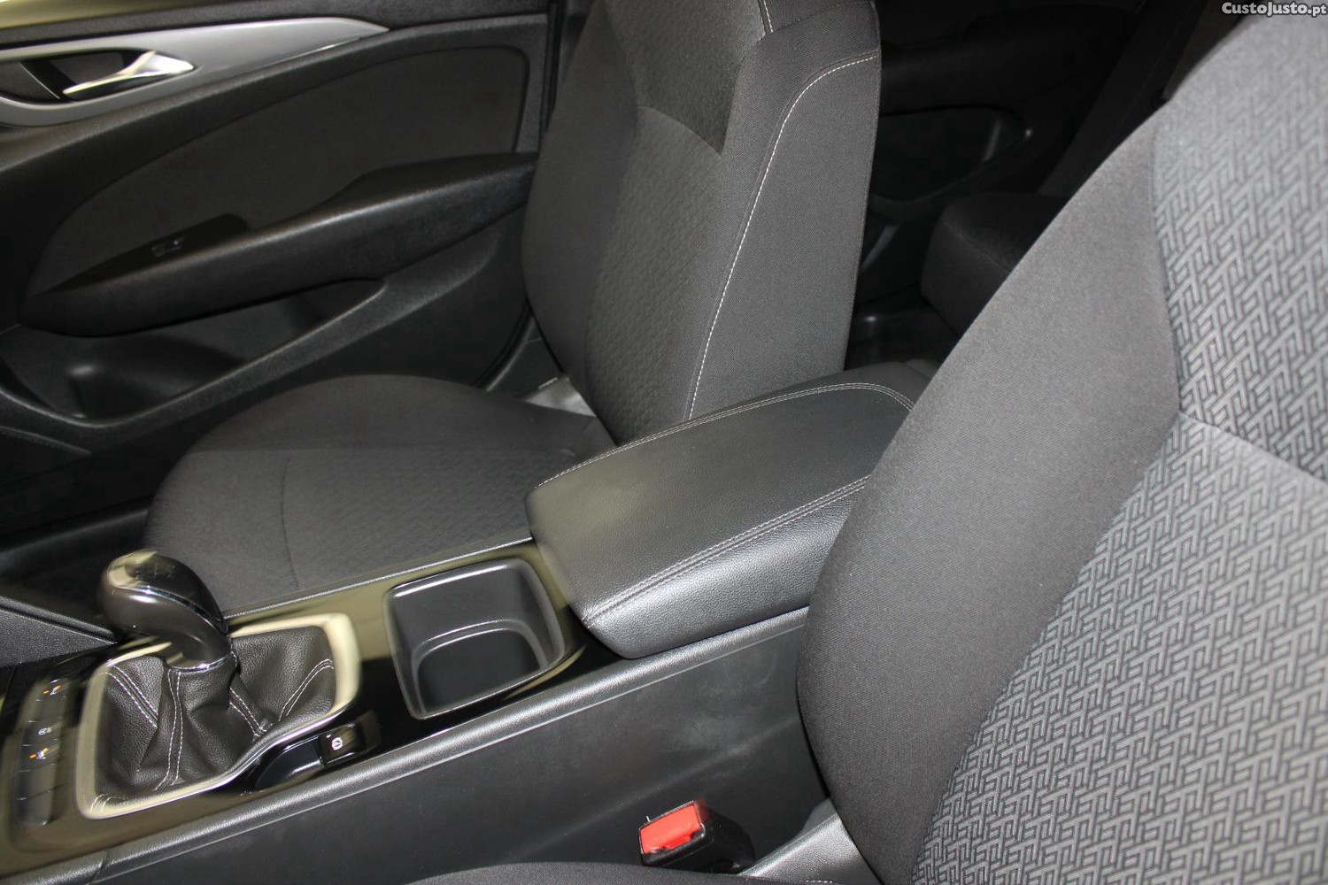Opel Insignia GRAND SPORT 1.6 CDTI BUSINESS — fotografia 9