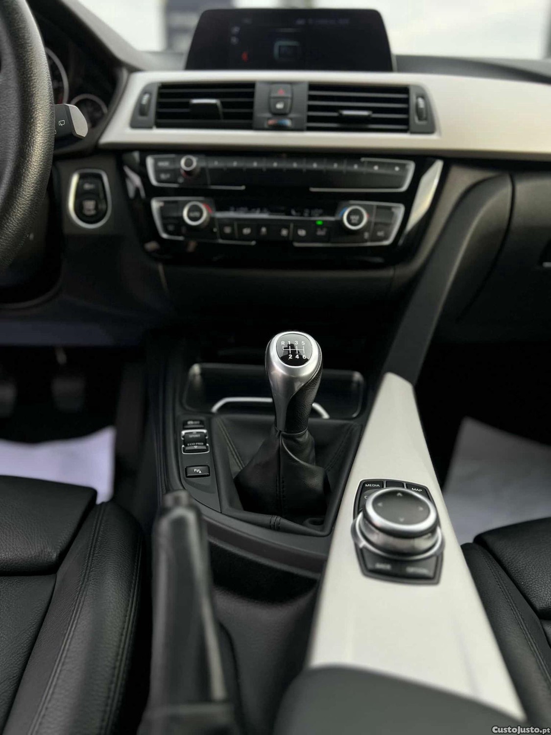 BMW 318 D Touring Advantage f31 nacional Apenas 46.000 km - 18 — photo 4