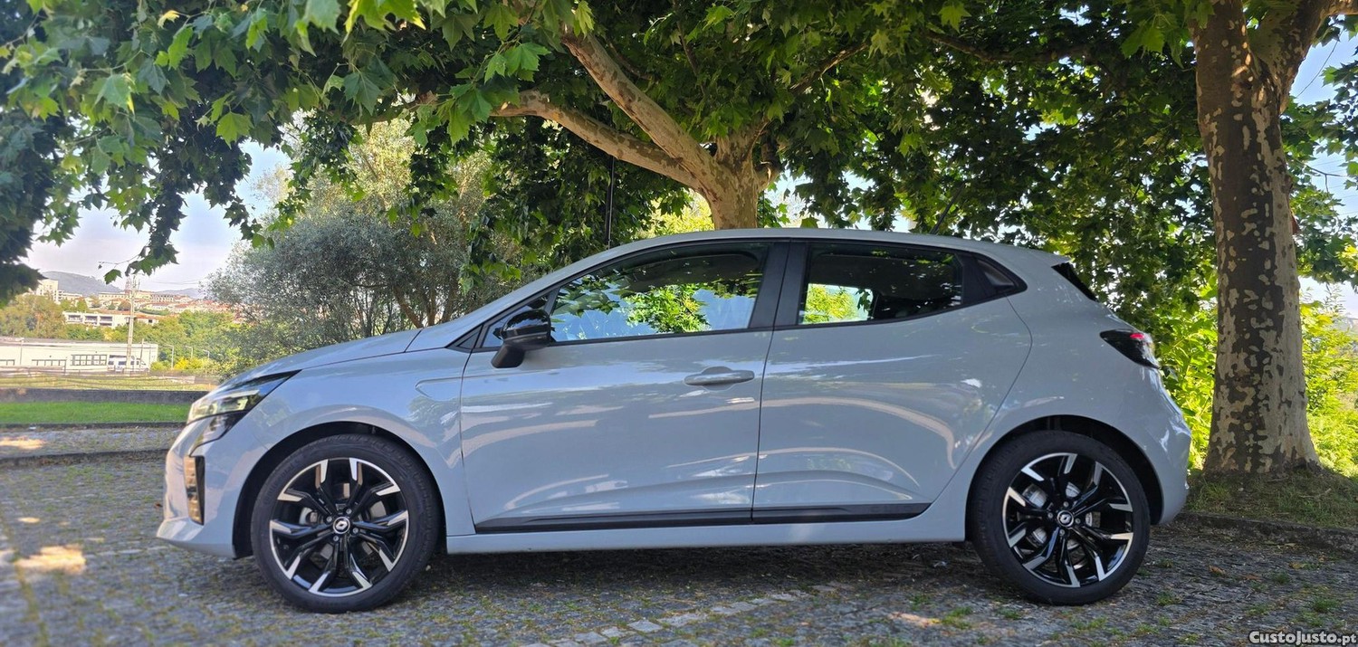 Renault Clio BLUE dCi 100 BUSINESS EDITION — fotografia 8