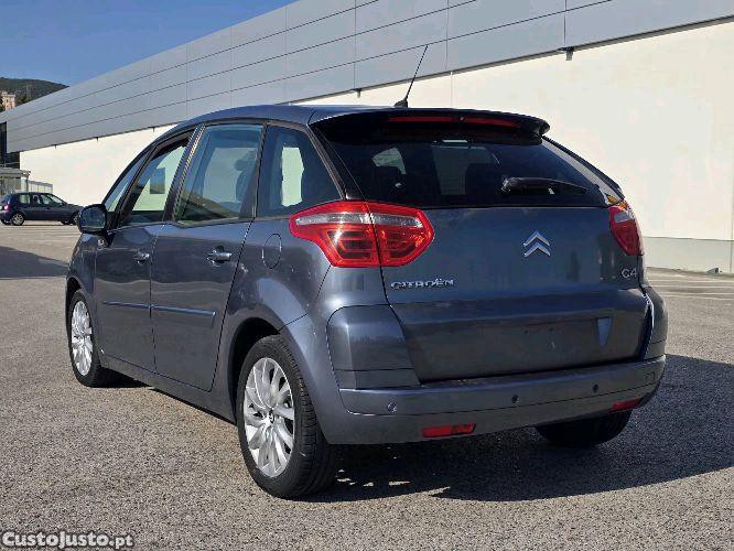 Citroën C4 Picasso 1,6 HDi 110 Cv's Sport — photo 5