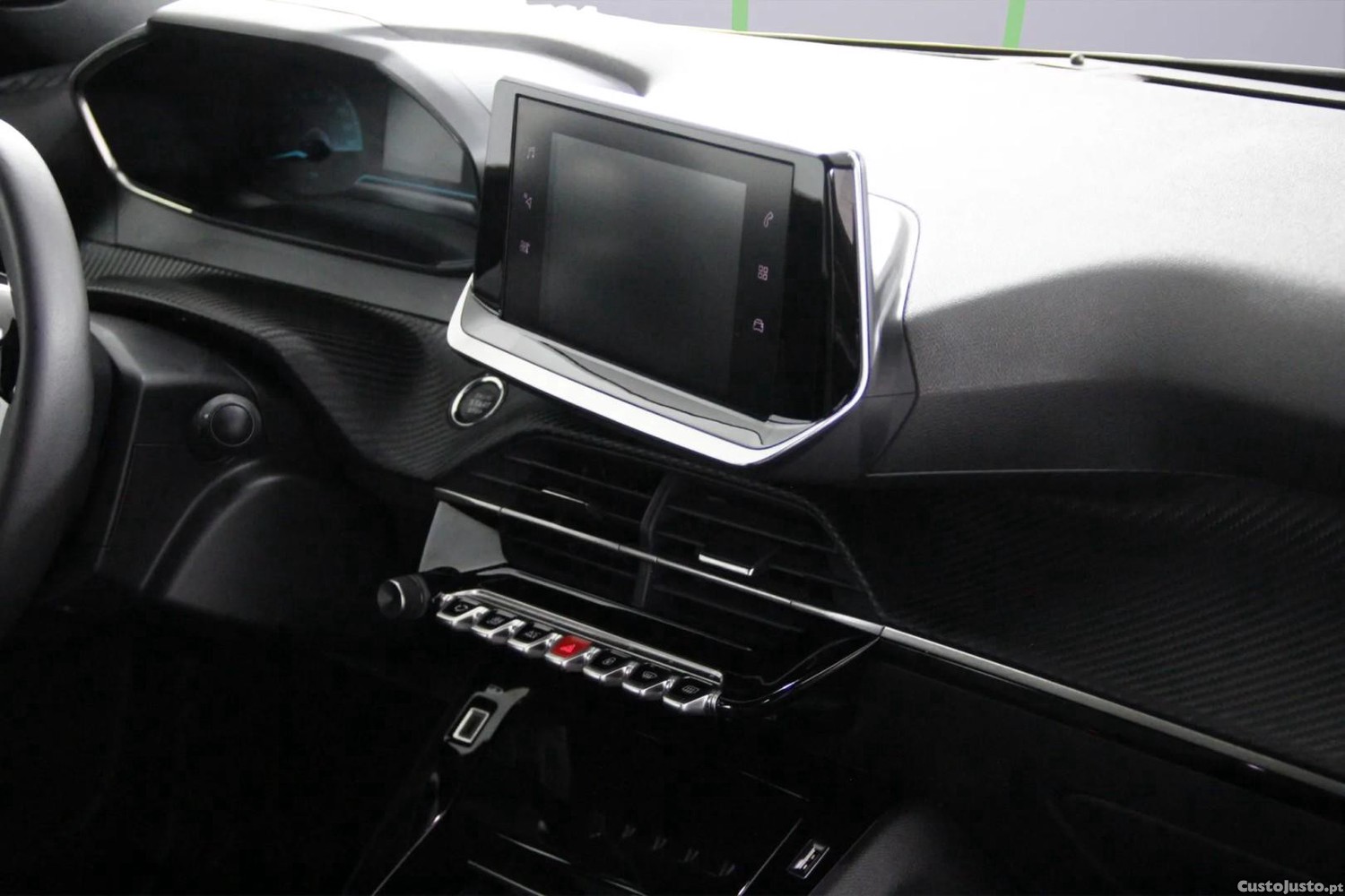 Peugeot e-2008 Allure — fotografia 10
