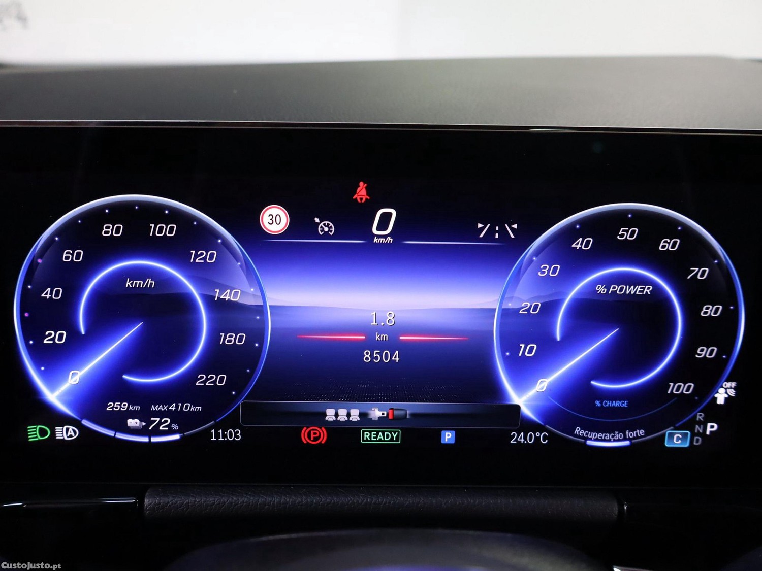 Mercedes-Benz EQA Progressive — fotografia 9