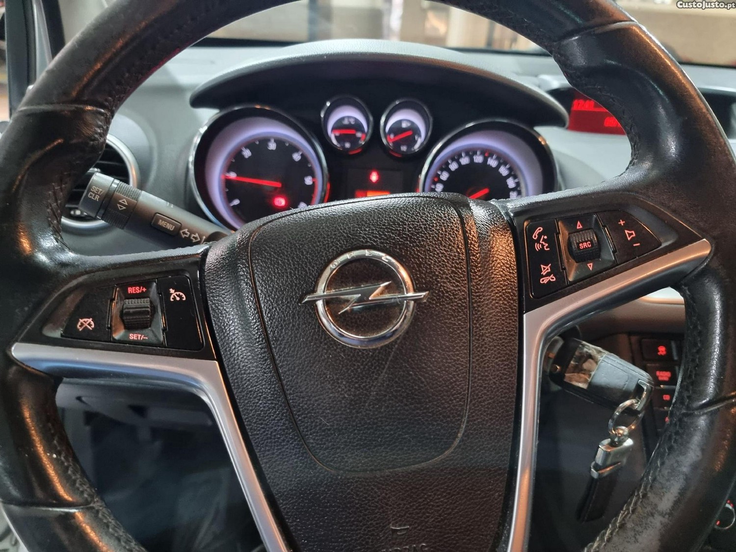 Opel Meriva 1.3 CDTi Enjoy — fotografia 7