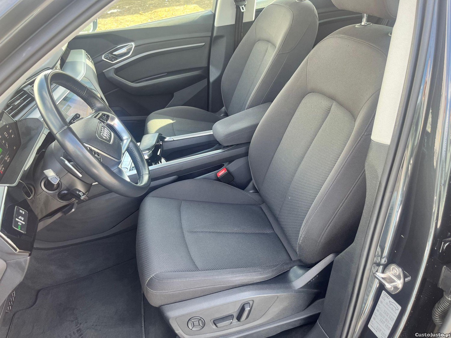 Audi e-tron 50 quattro — fotografia 3