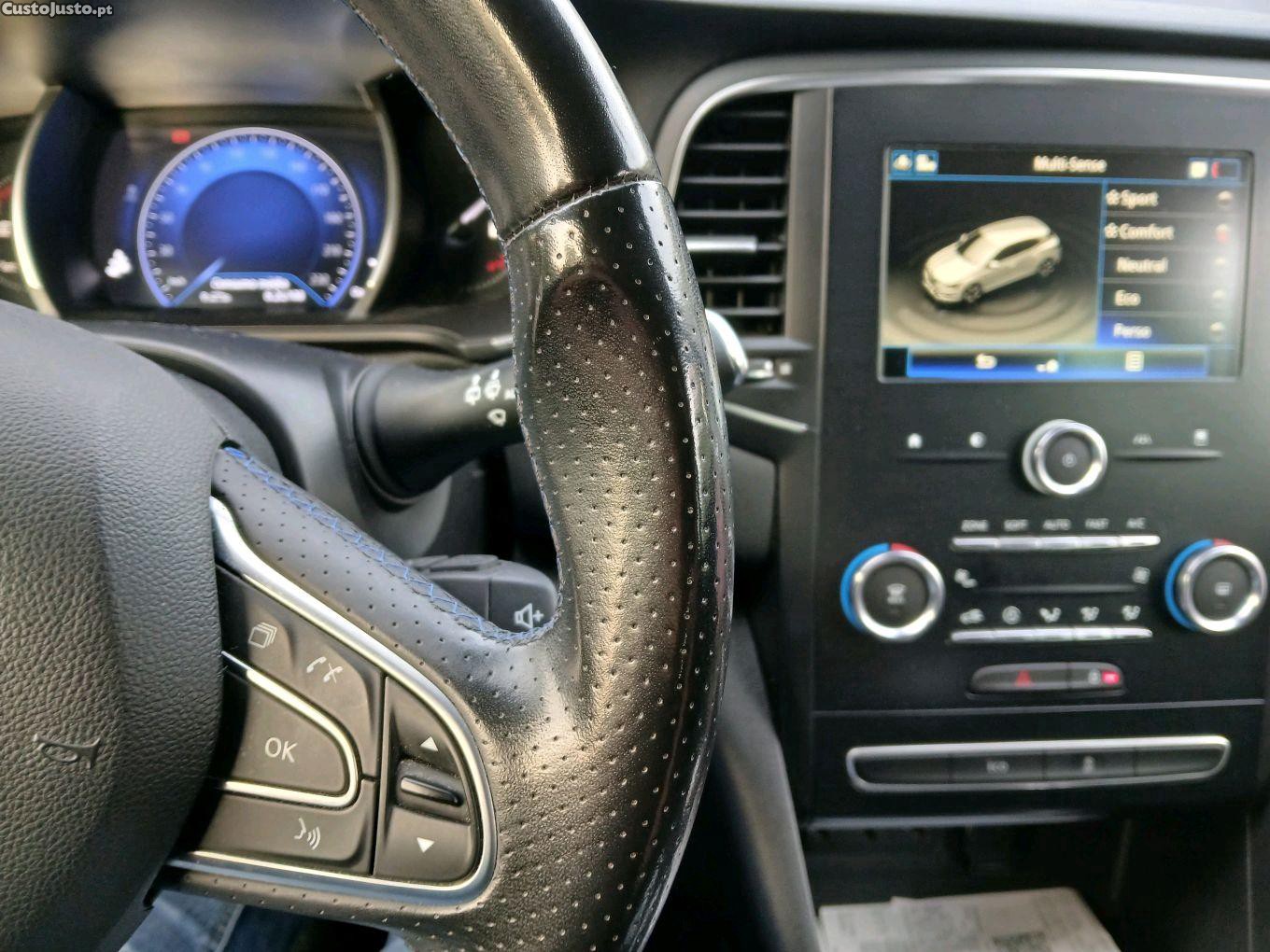 Renault Mégane GT line — fotografia 7