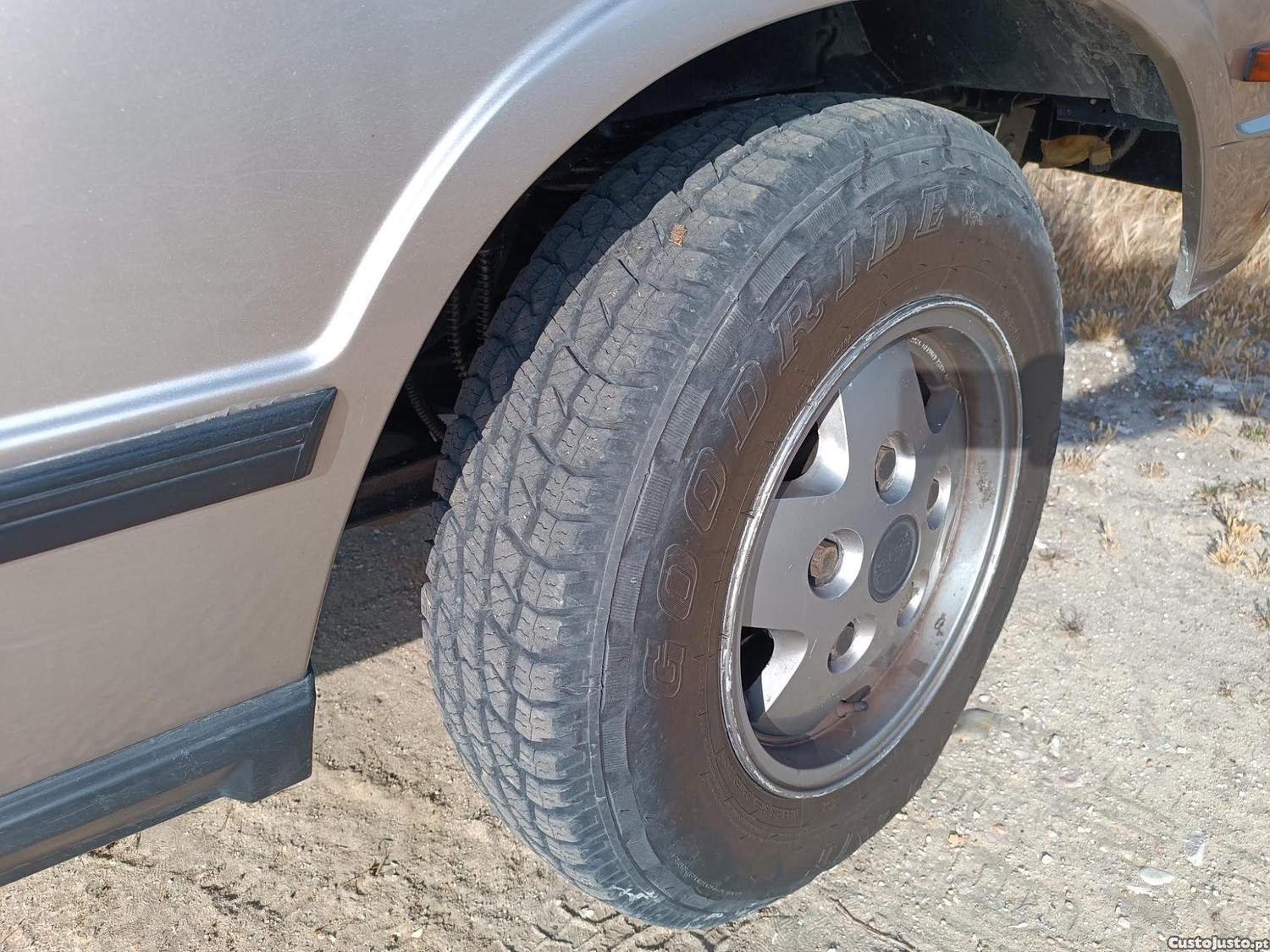 Land Rover Range Rover V8 3.9 — fotografia 3