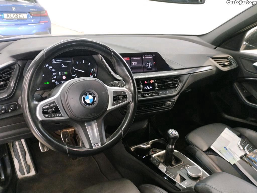 BMW 116 d Corporate Edition M — fotografia 18