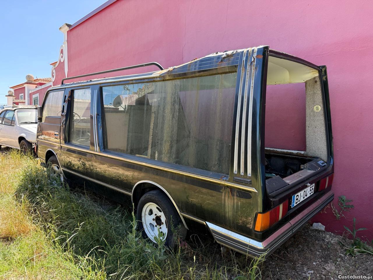 Datsun Urvan Funerária Fúnebre - 84 — photo 3
