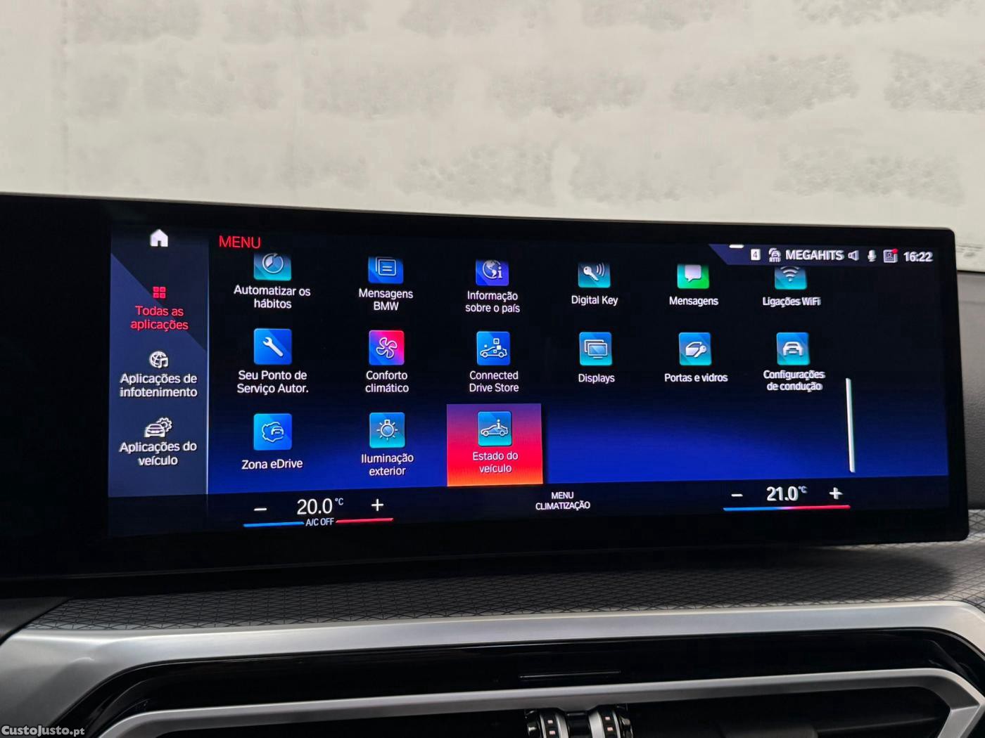 BMW 330 e Touring Pack M Aut — fotografia 2