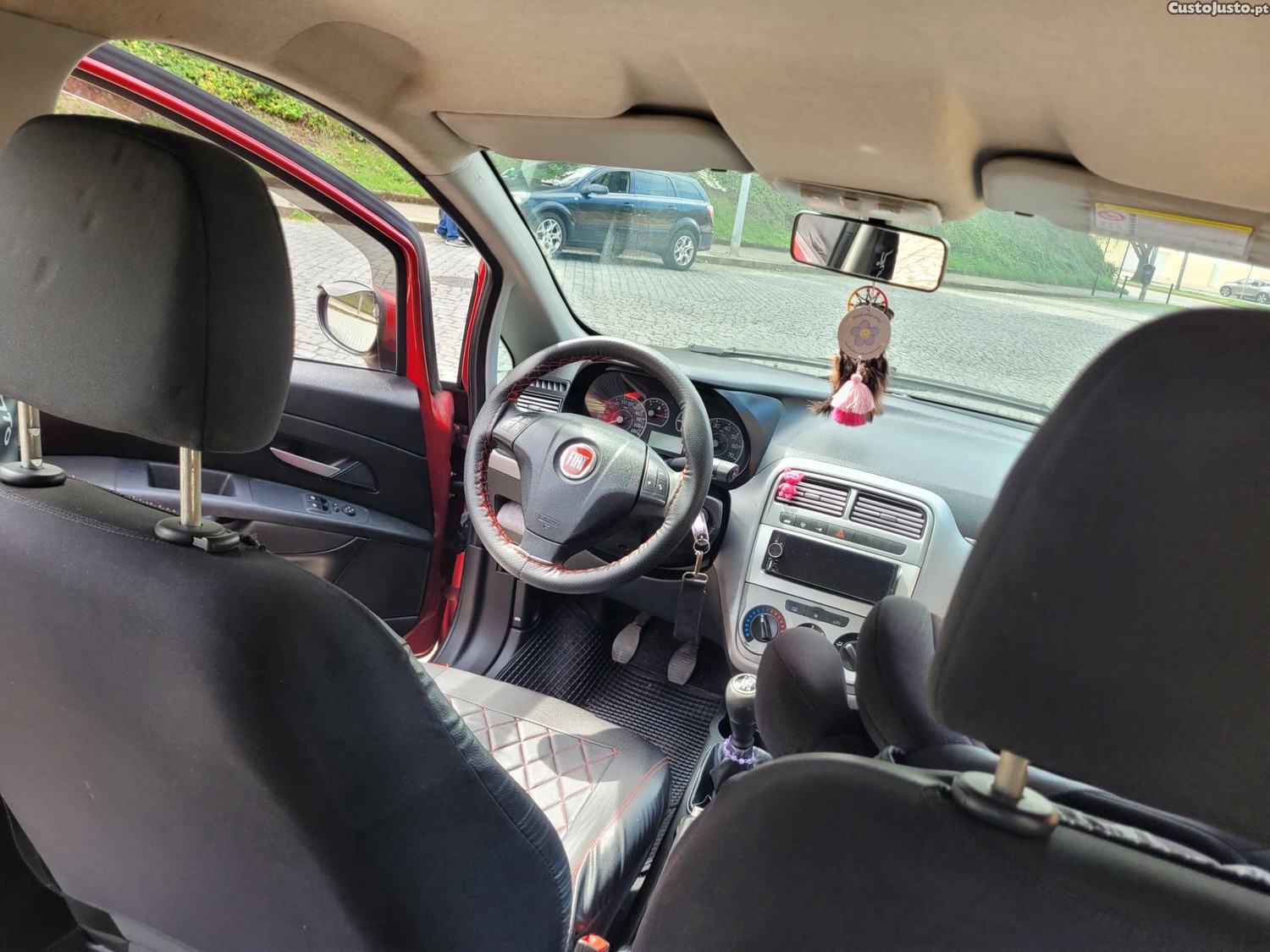Fiat Punto 1.3 multijet — photo 3