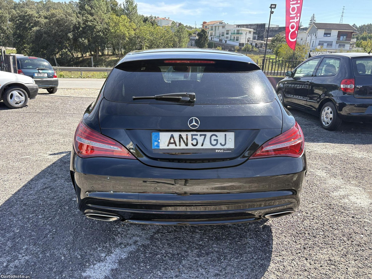Mercedes-Benz CLA 180 AMG Line - 16 foto 4