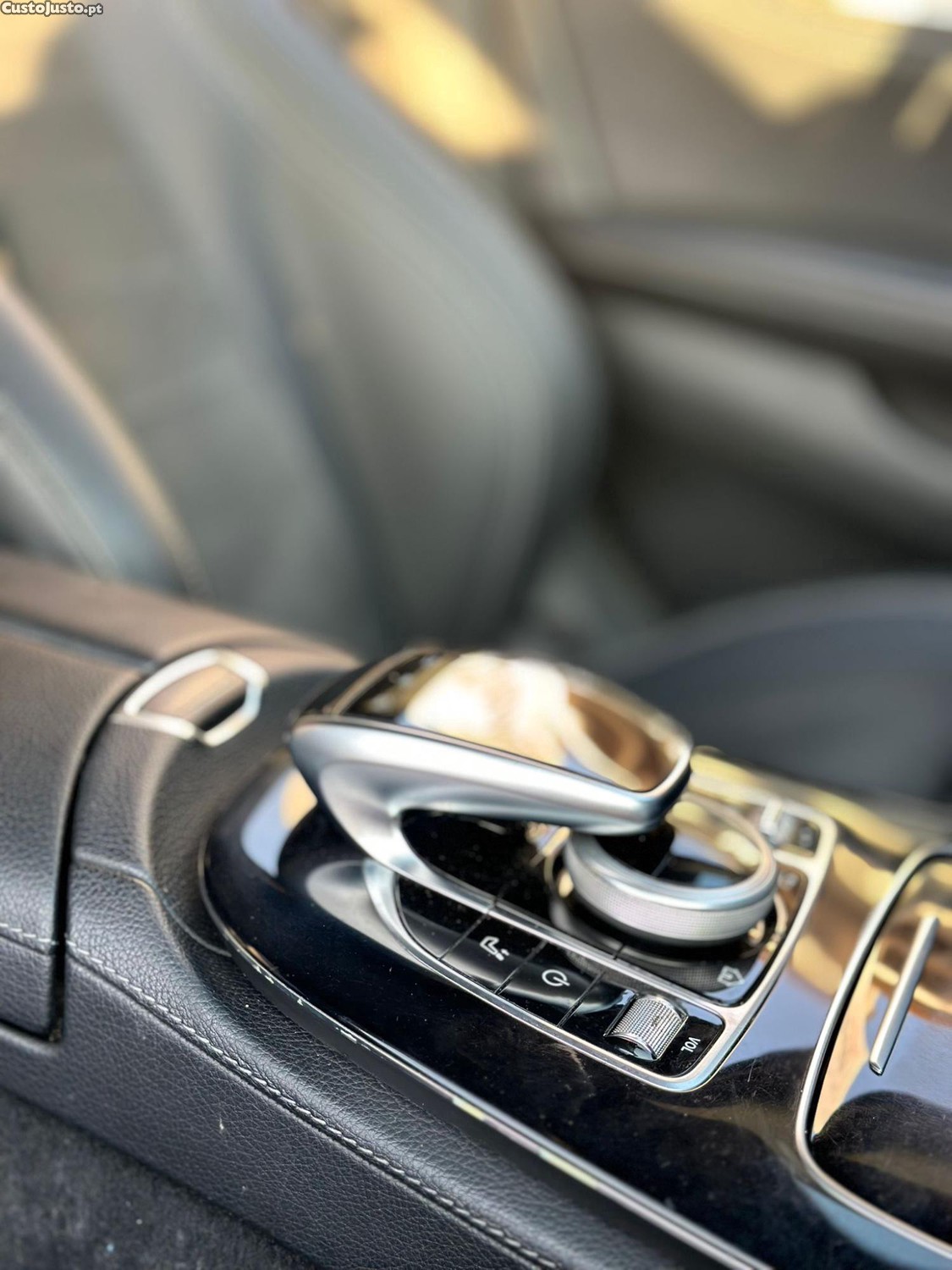Mercedes-Benz E 220 D AMG — fotografia 5