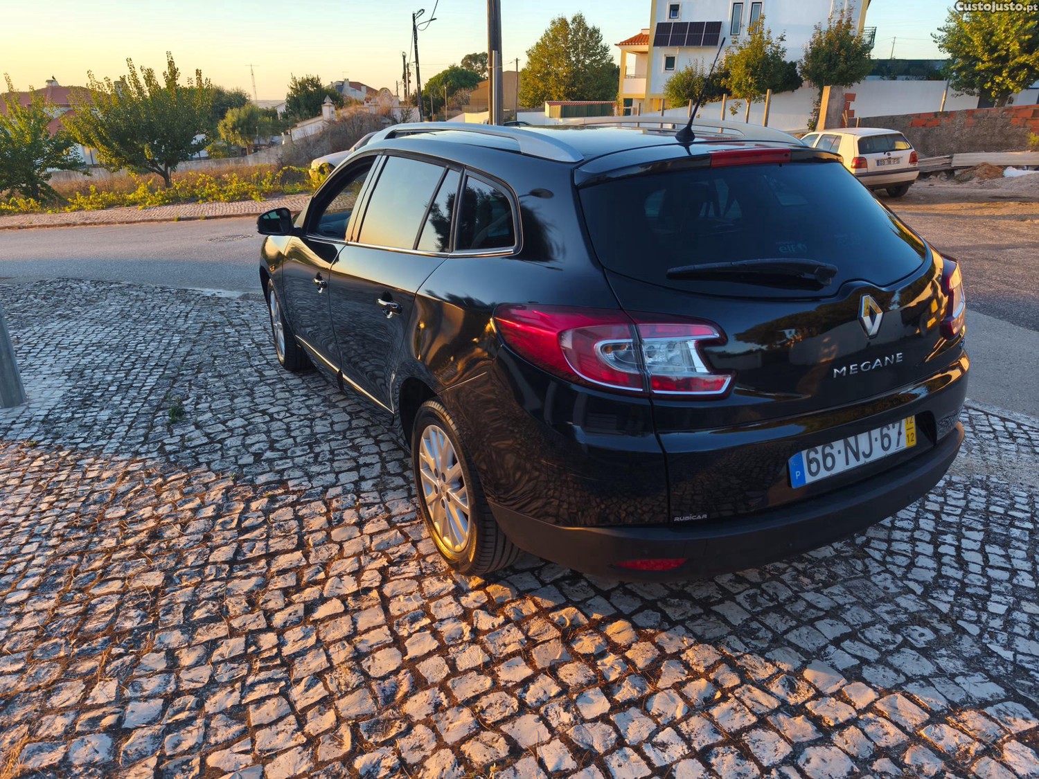 Renault Mégane 1.5dci 2012 - 12 foto 3