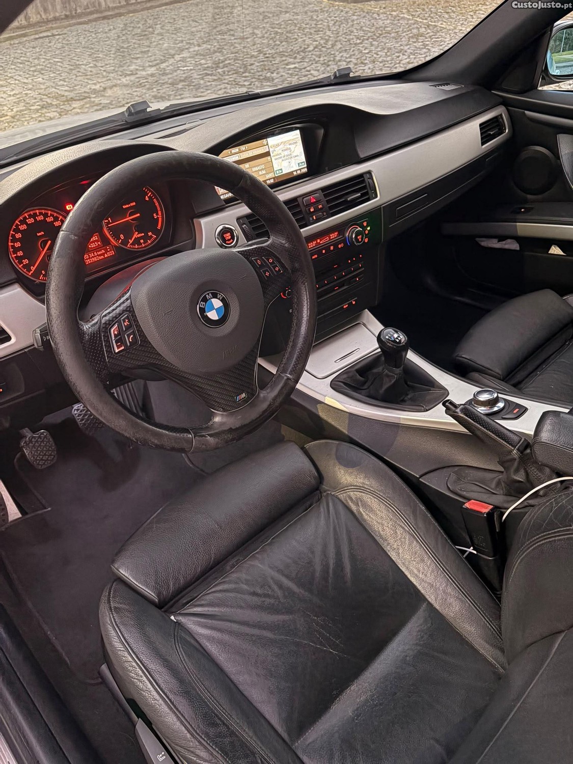 BMW 320 E92  - 08 foto 3