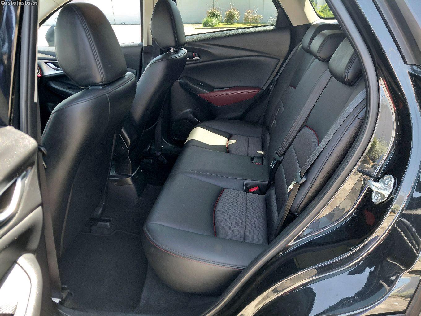 Mazda CX-3 1.5 Sky.Excellence Navi — fotografia 3
