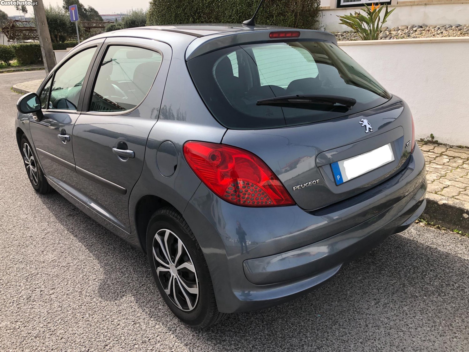 Peugeot 207 1.4 HDI — fotografia 7