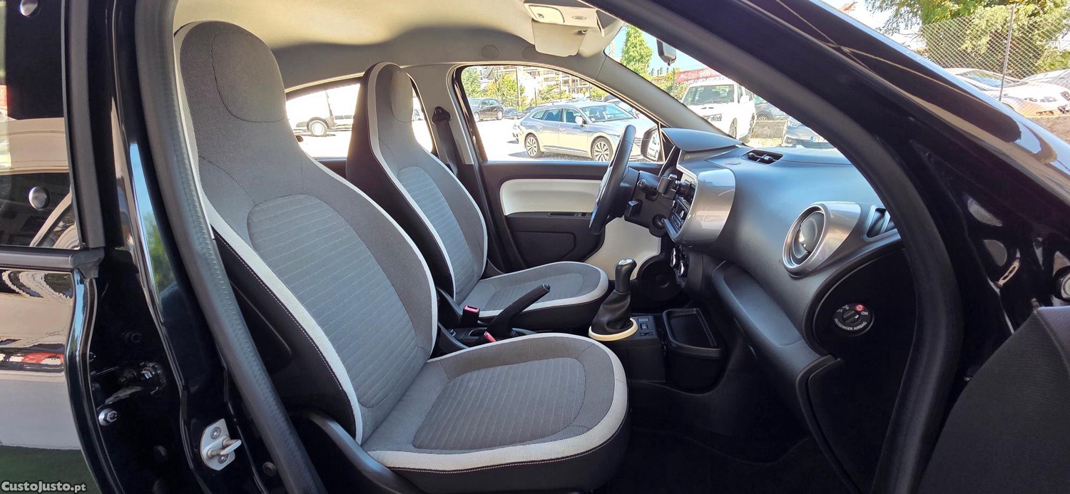 Renault Twingo SCE LIMITED — fotografia 13