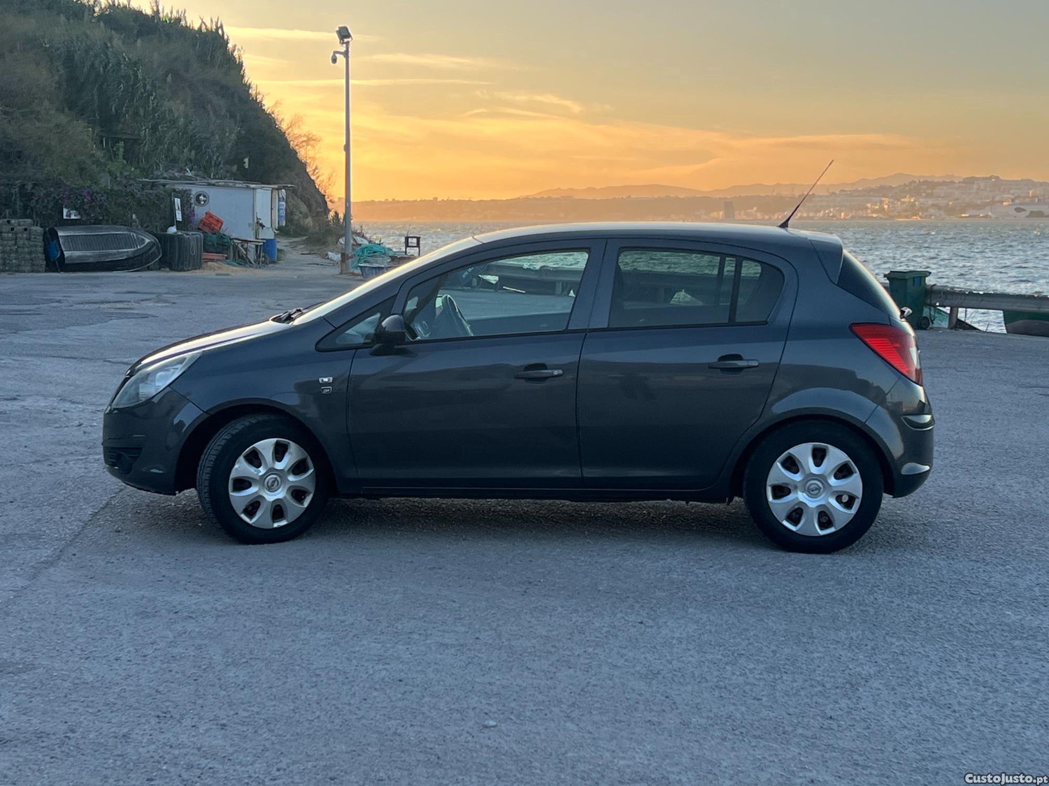 Opel Corsa D — fotografia 11