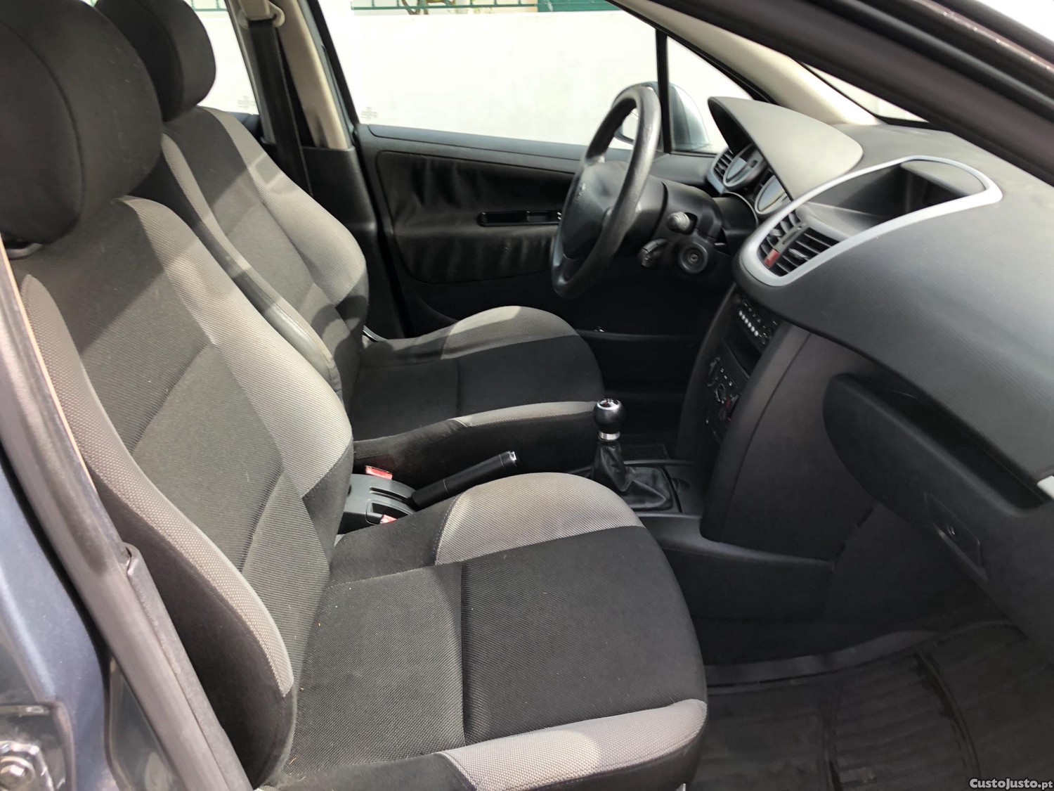 Peugeot 207 1.4 HDI — fotografia 4