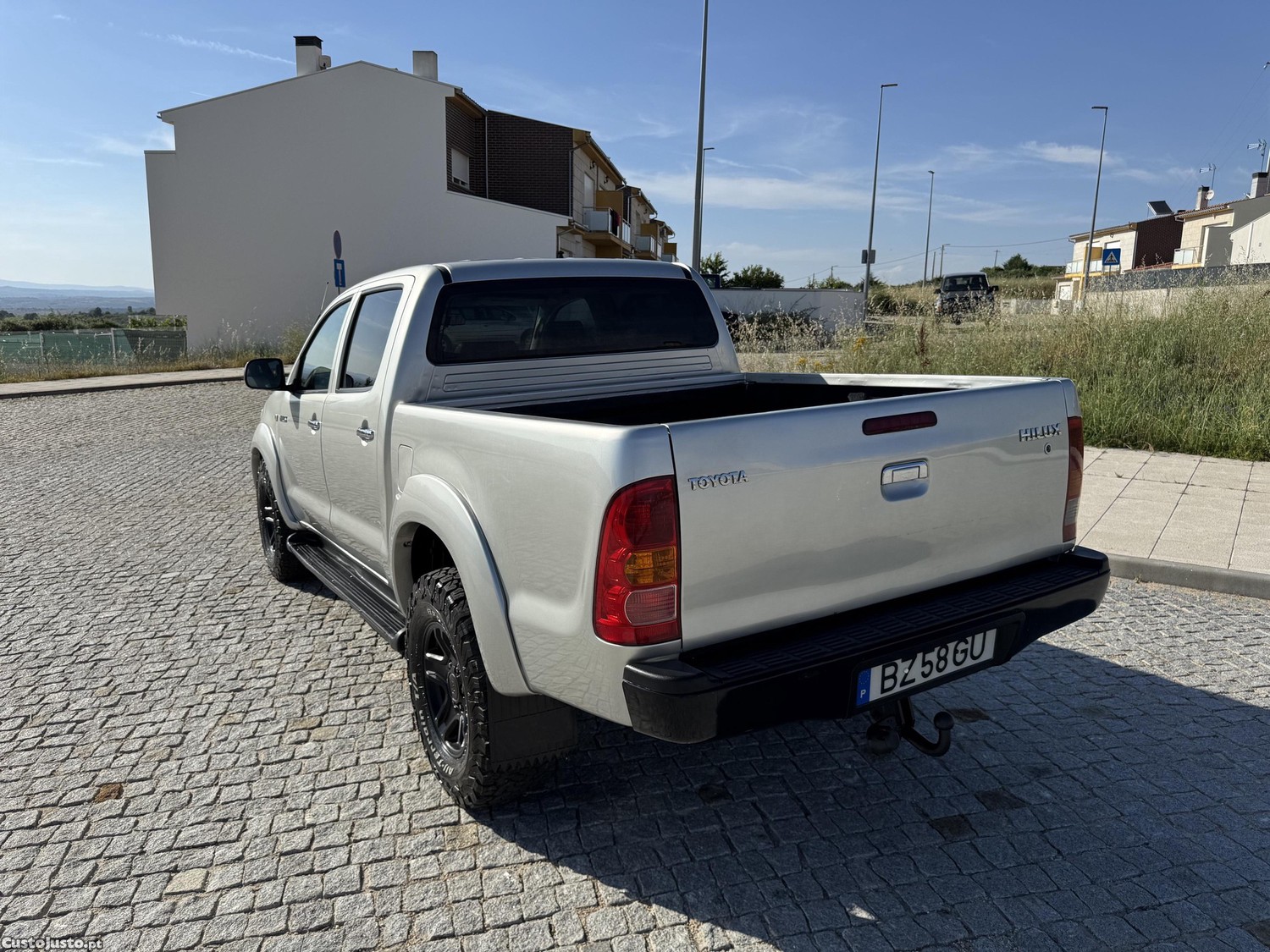 Toyota Hilux 3.0d4d — fotografia 6