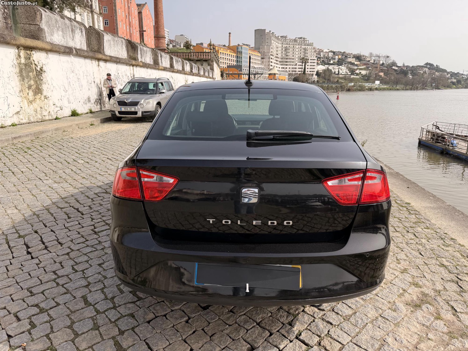 Seat Toledo 1.6 TDi Reference Ecomotive — photo 5