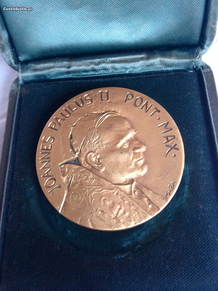 Medalha dourada Joao Paulo II