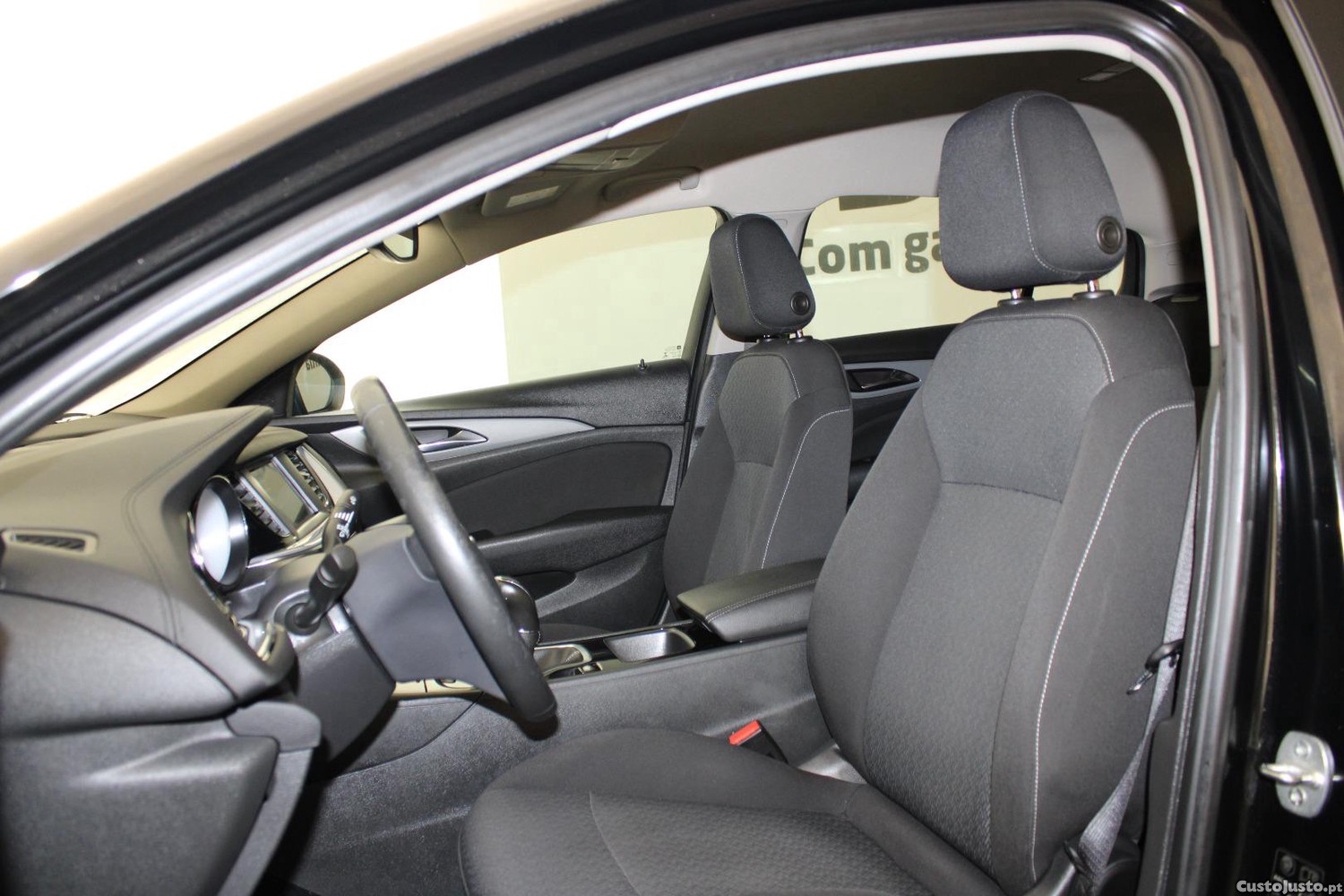Opel Insignia GRAND SPORT 1.6 CDTI BUSINESS — fotografia 10