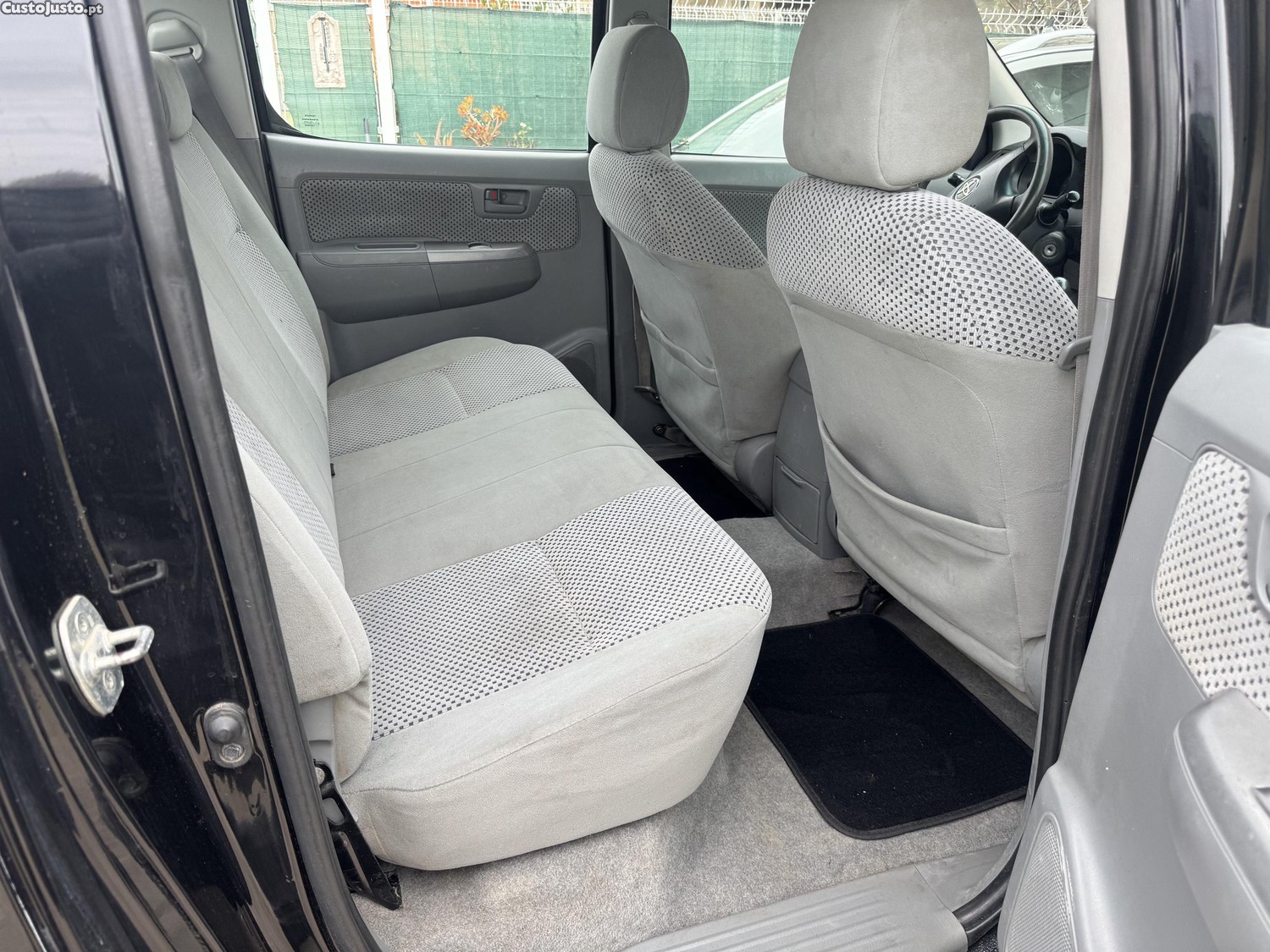 Toyota Hilux 2.5 D4D — fotografia 5