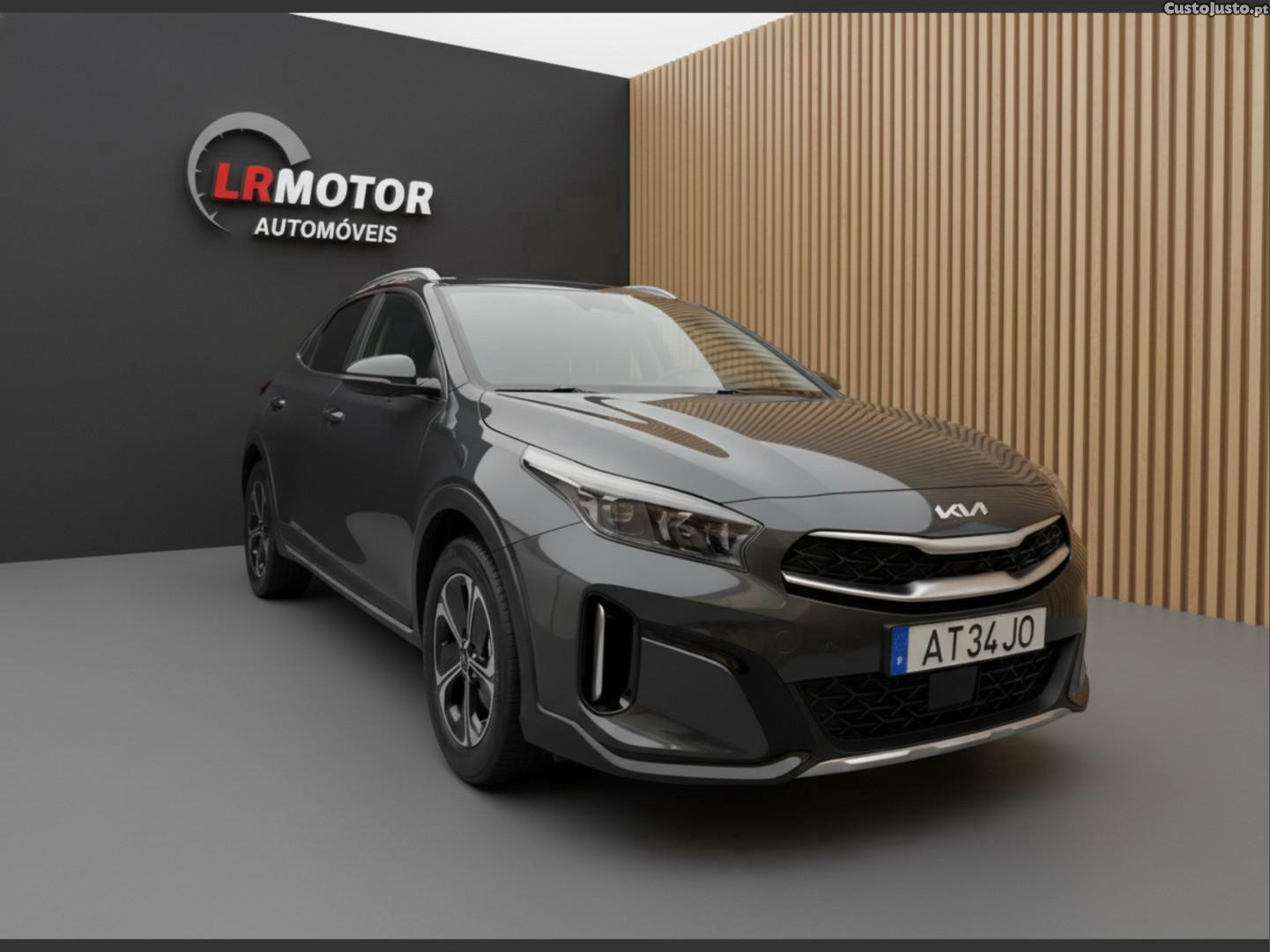 Kia XCeed 1.6 GDi PHEV Drive — fotografia 9