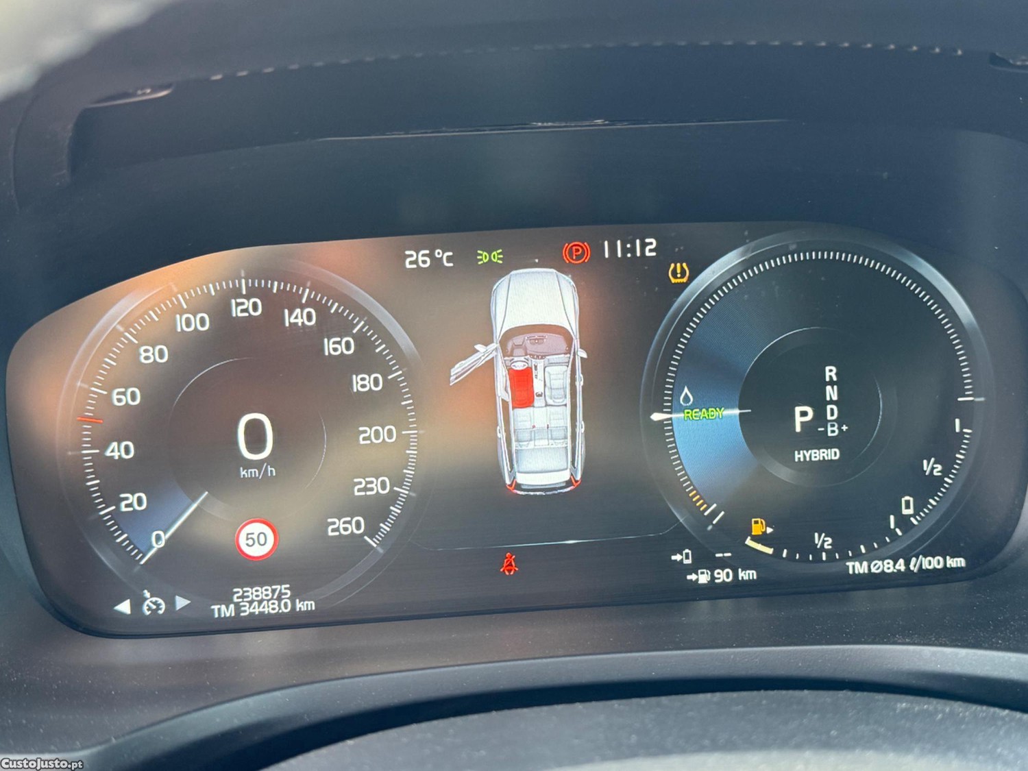 Volvo V60 T6 AWD Recharge — fotografia 2