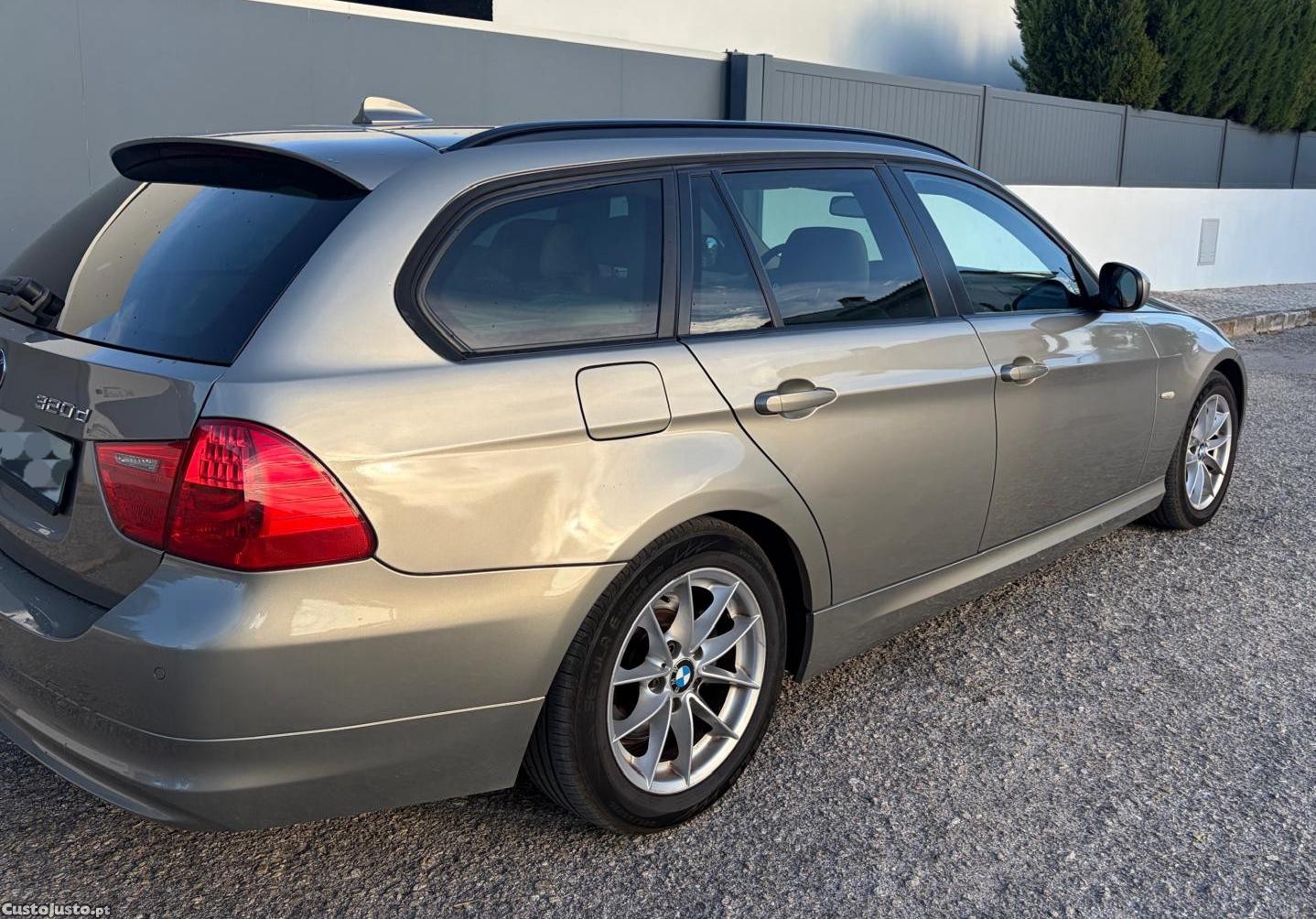BMW 320 Série 3 Touring LCI - 11 foto 5