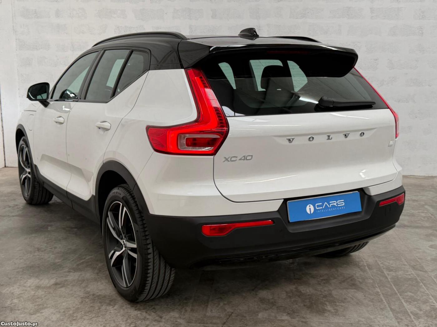 Volvo XC40 1.5 T4 PHEV R-Design - 21 foto 5