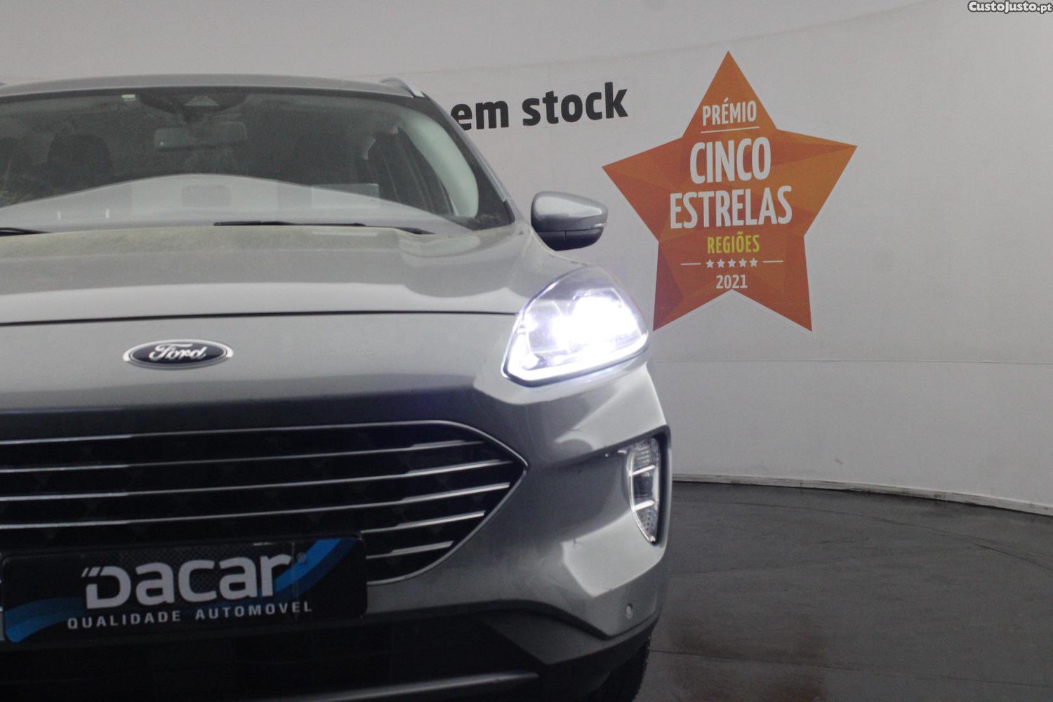 Ford Kuga 1.5 TDCI ECOBLUE TITANIUM — fotografia 6