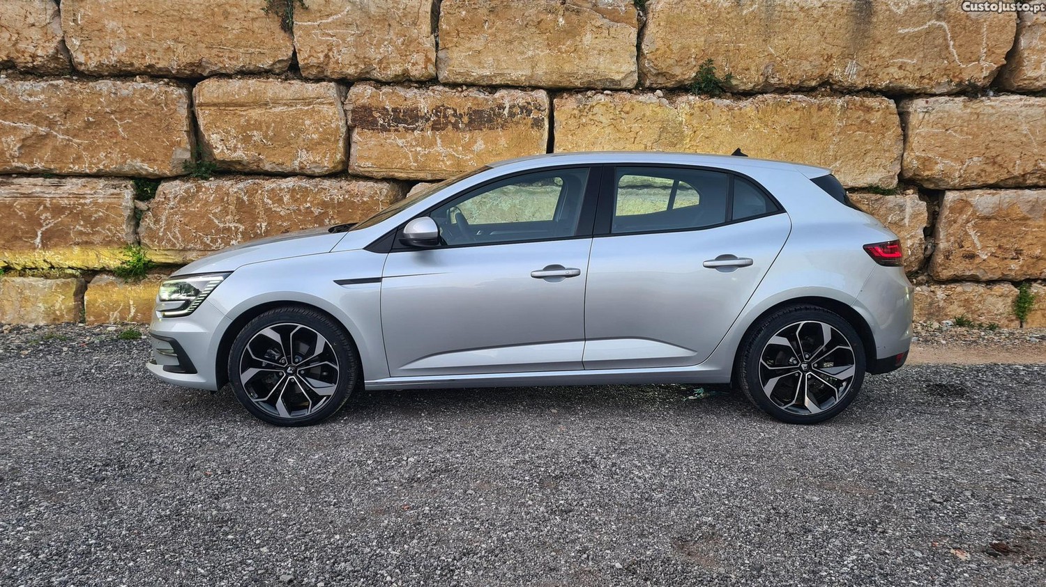 Renault Mégane 1.5 Blue dCi Intens EDC - 22 — photo 3