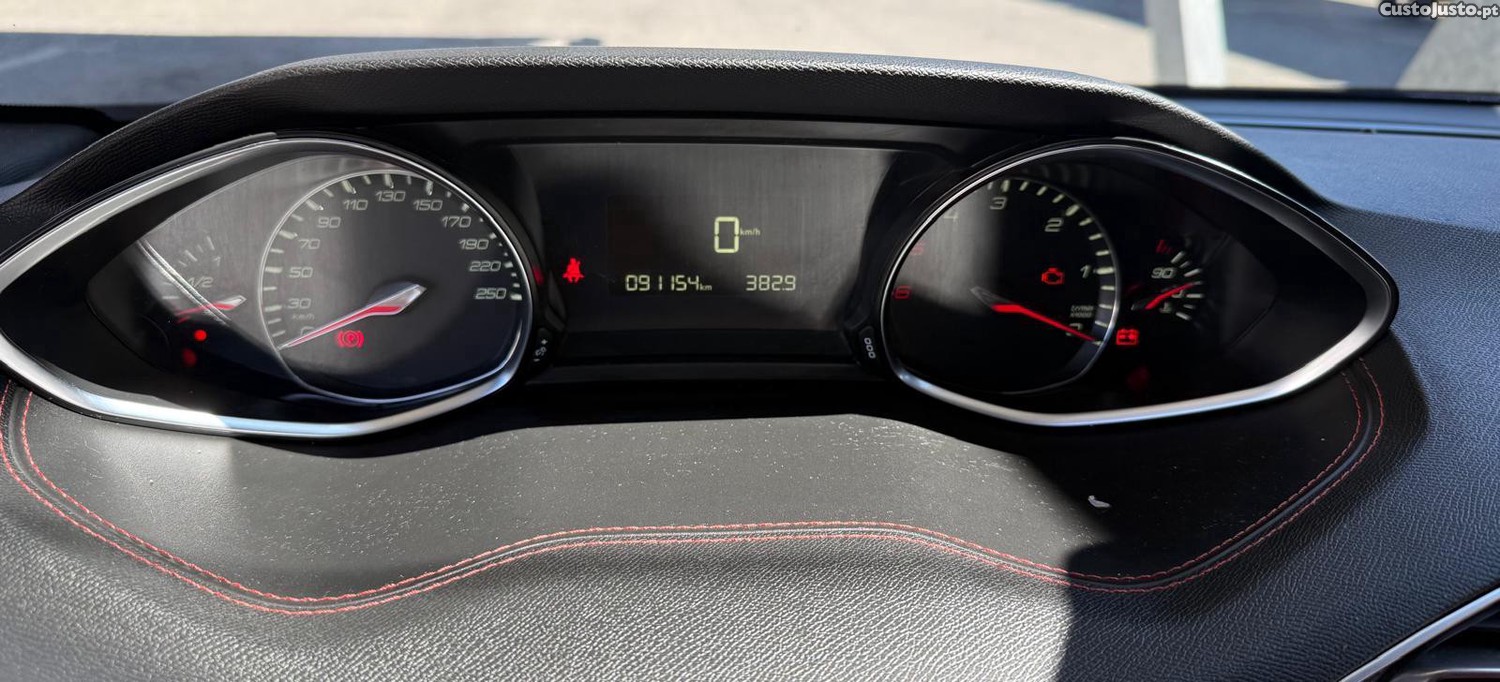 Peugeot 308 1.6 Gt Line — fotografia 2