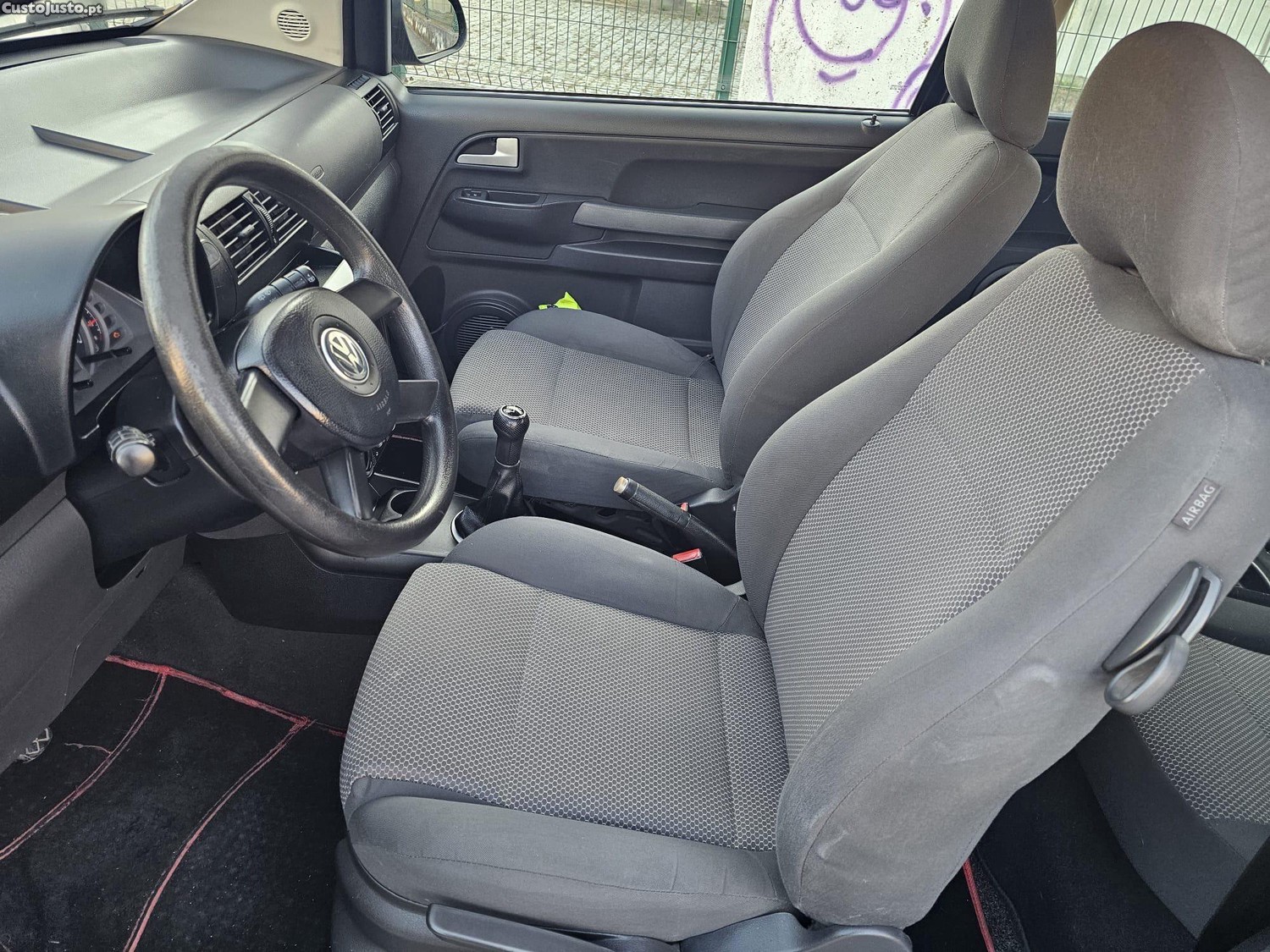 Volkswagen Fox 1.2 Gasolina — fotografia 3