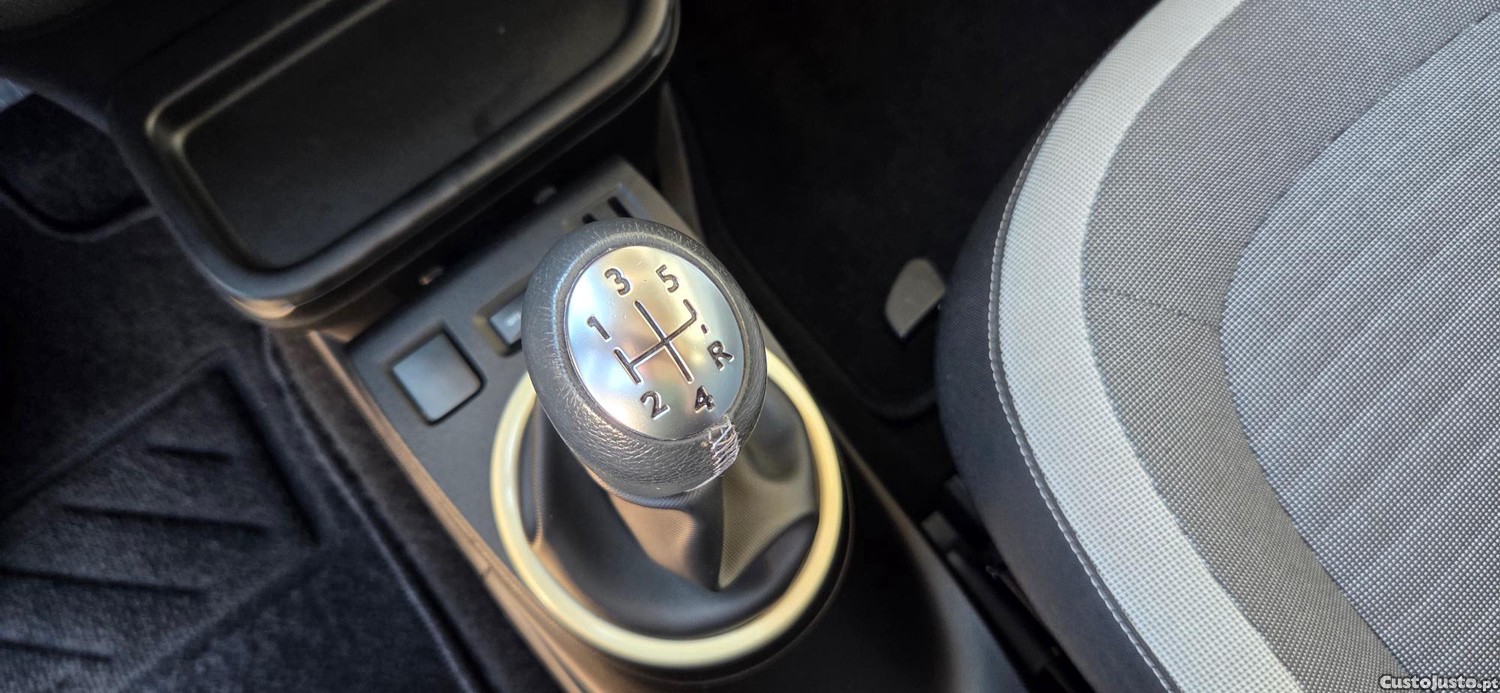 Renault Twingo SCE LIMITED — fotografia 5